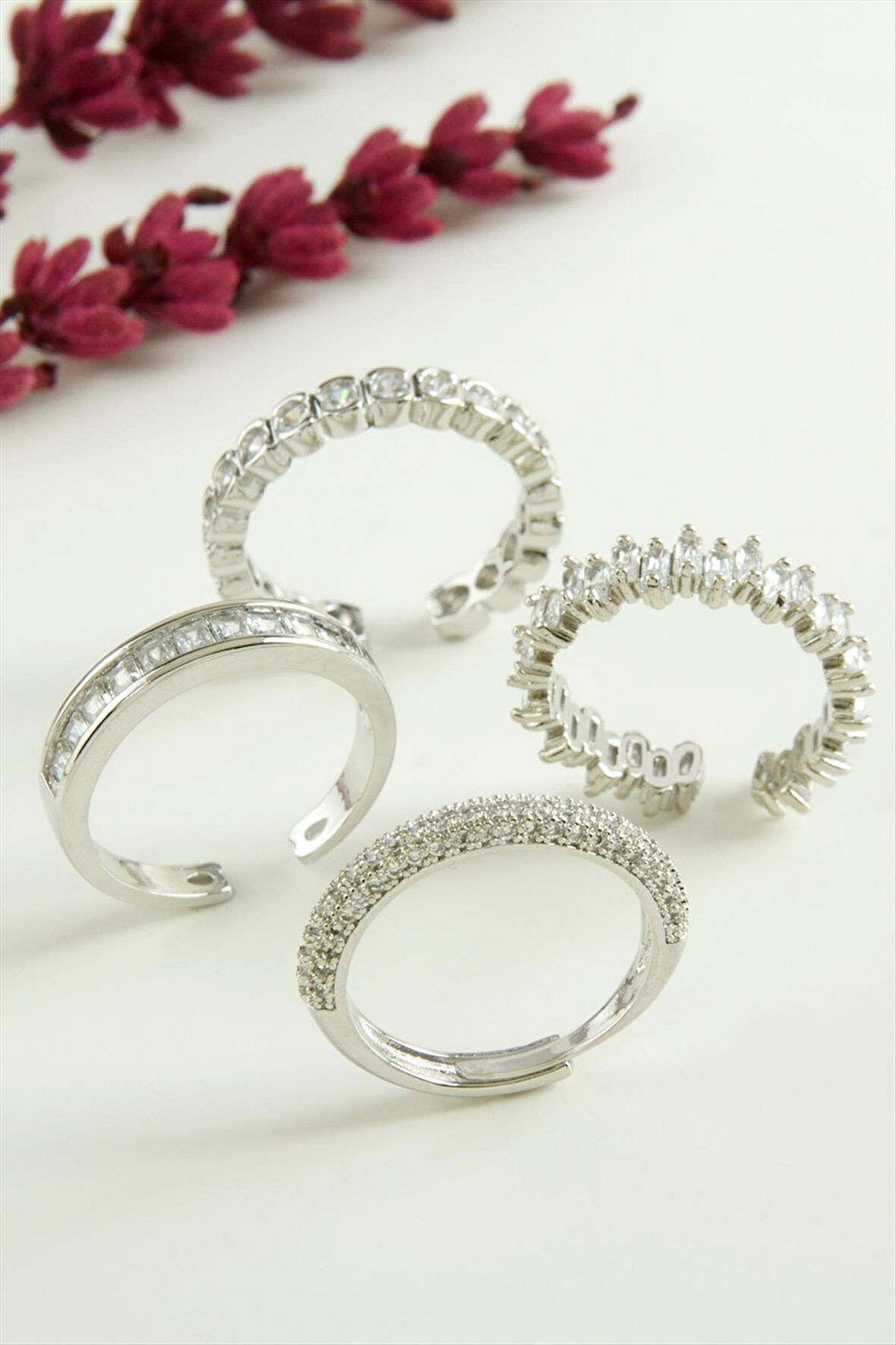 Karışık Lüks Baget Zirkon Taşlı Yüzük