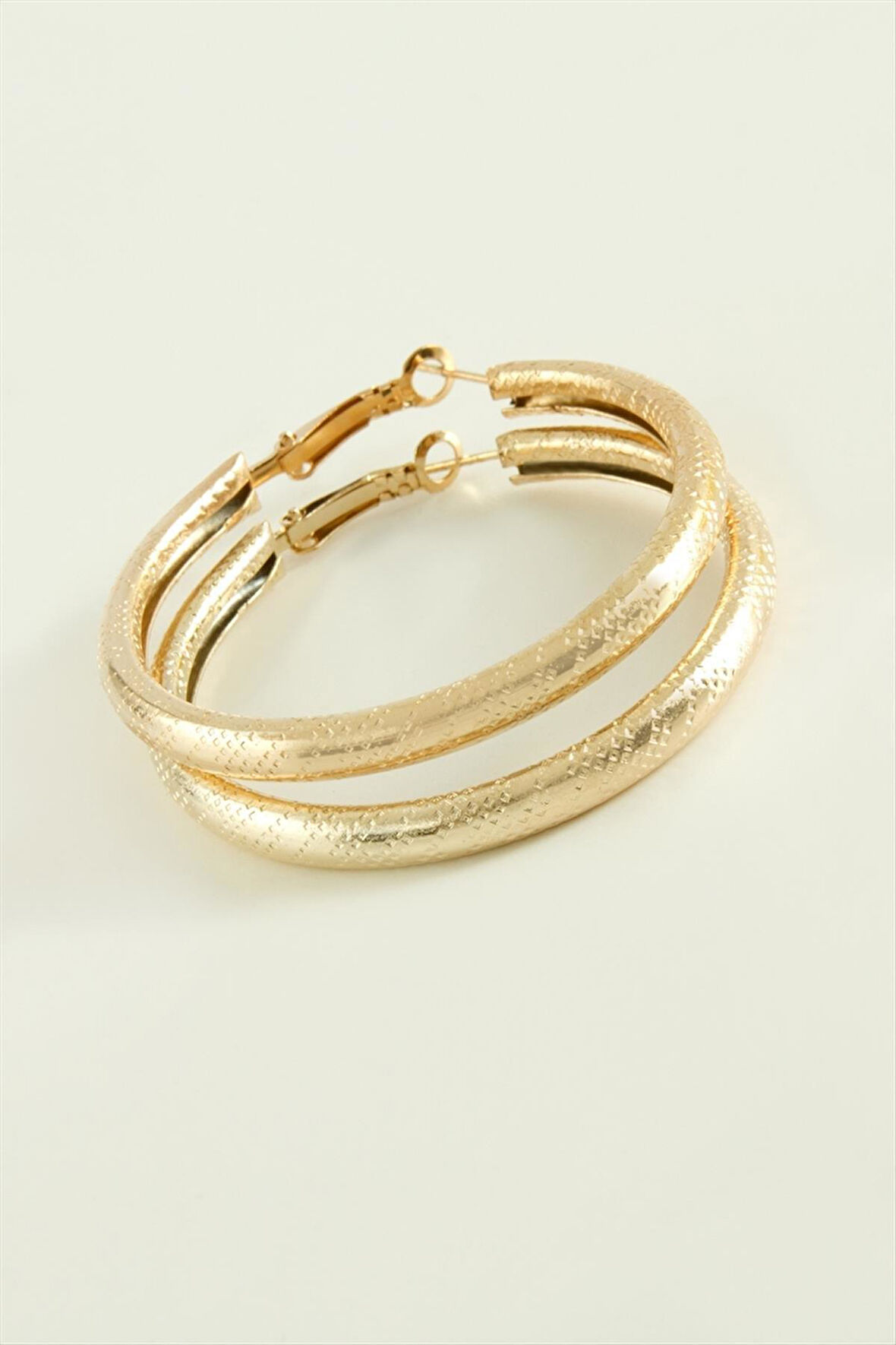 Noktalı Boru Halka Küpe 3,5 cm