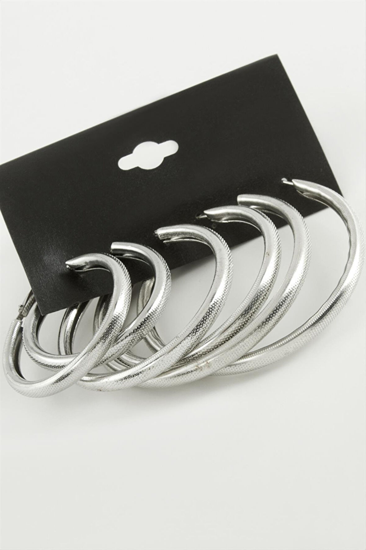 Noktalı Metal Halka Küpe 6 Adet