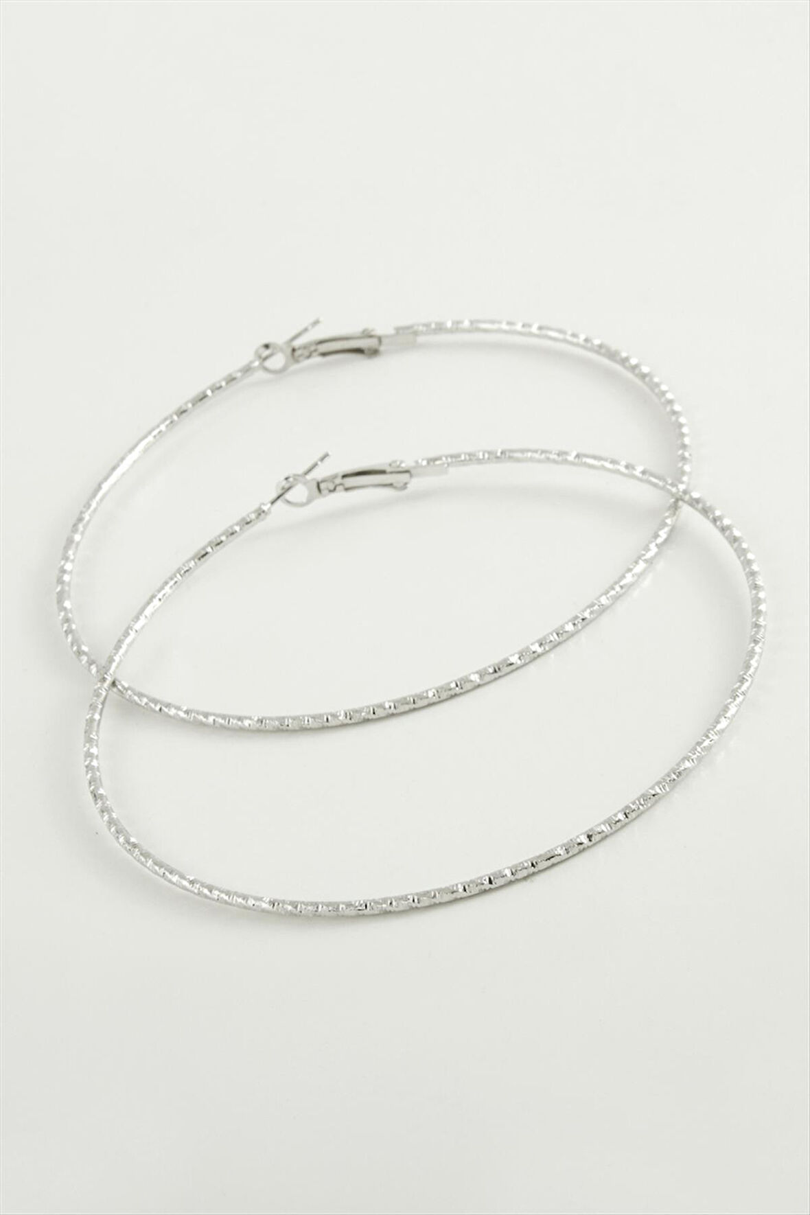 Burgulu Baklava Metal Halka Küpe 8-9-10 cm