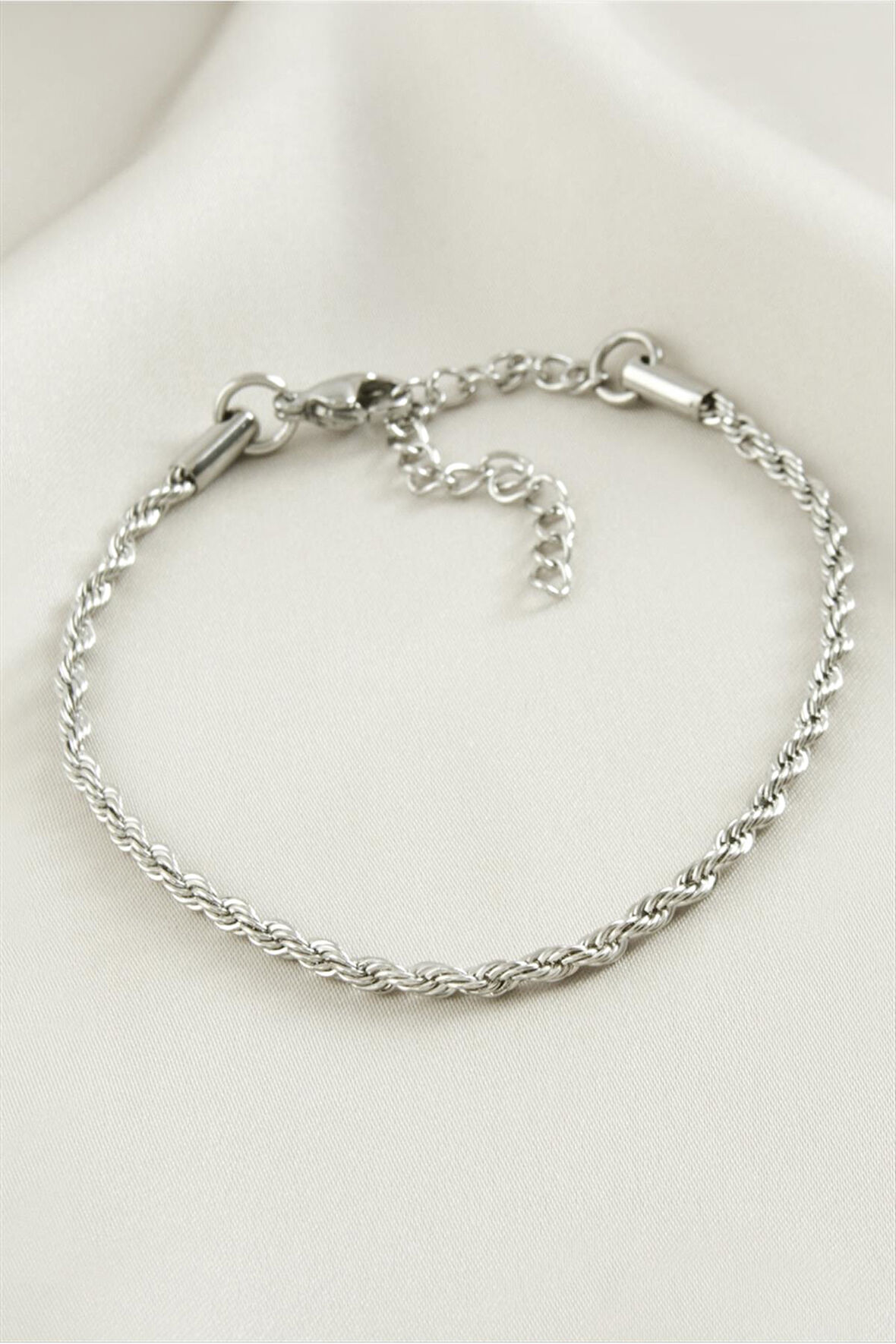 Burgulu Çelik Bileklik