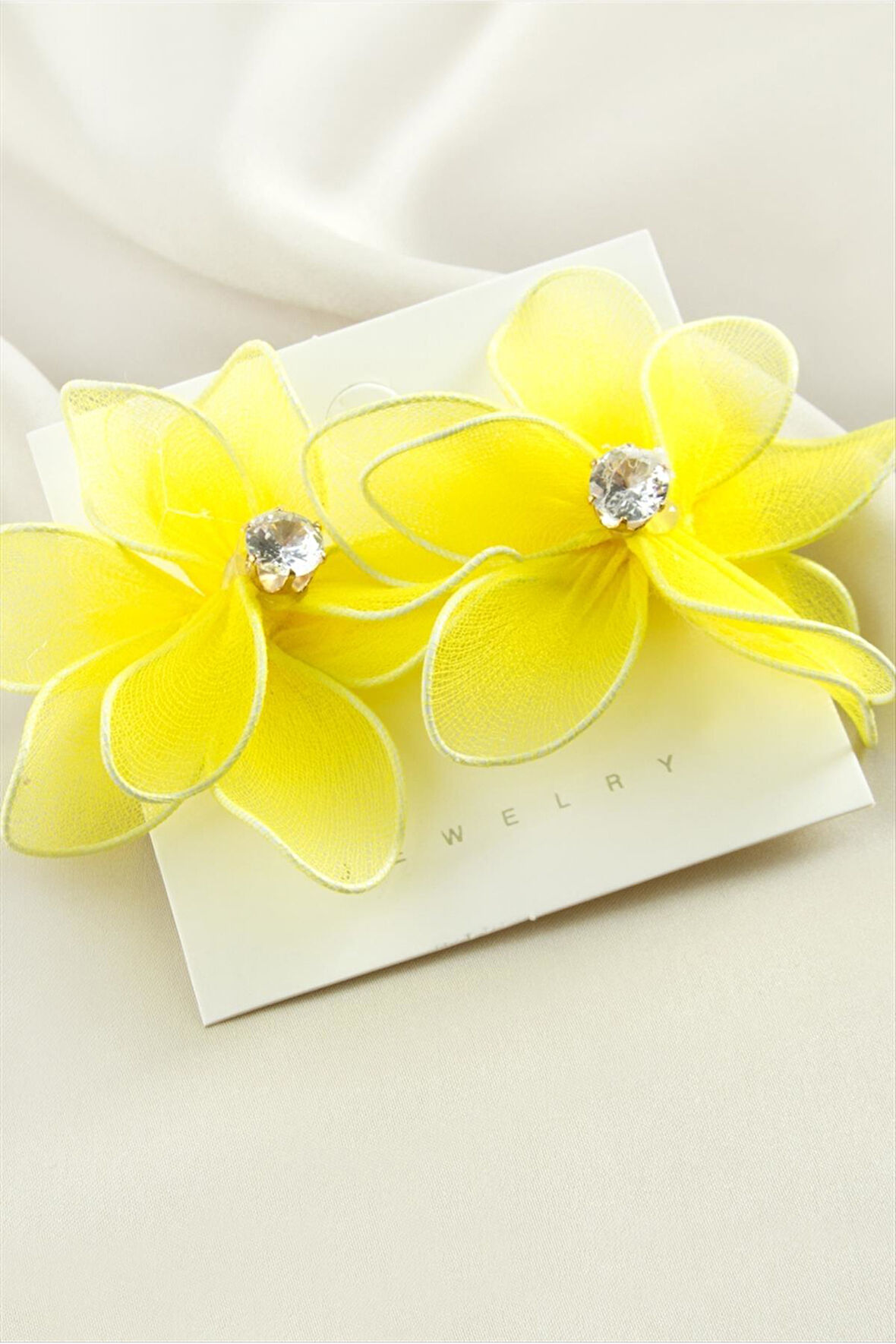 Çiçek Zr Model Küpe