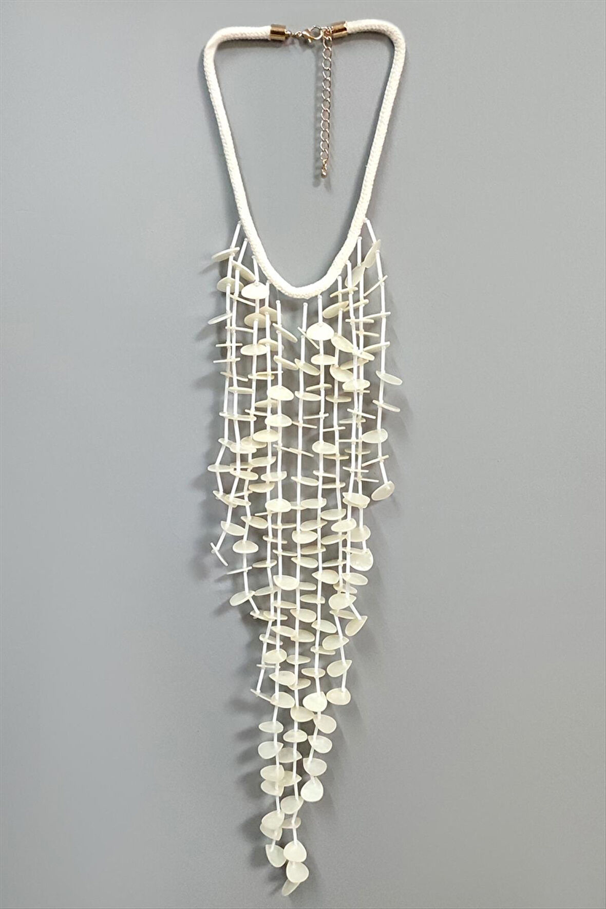 Sedef Lüks Yaka Kolye