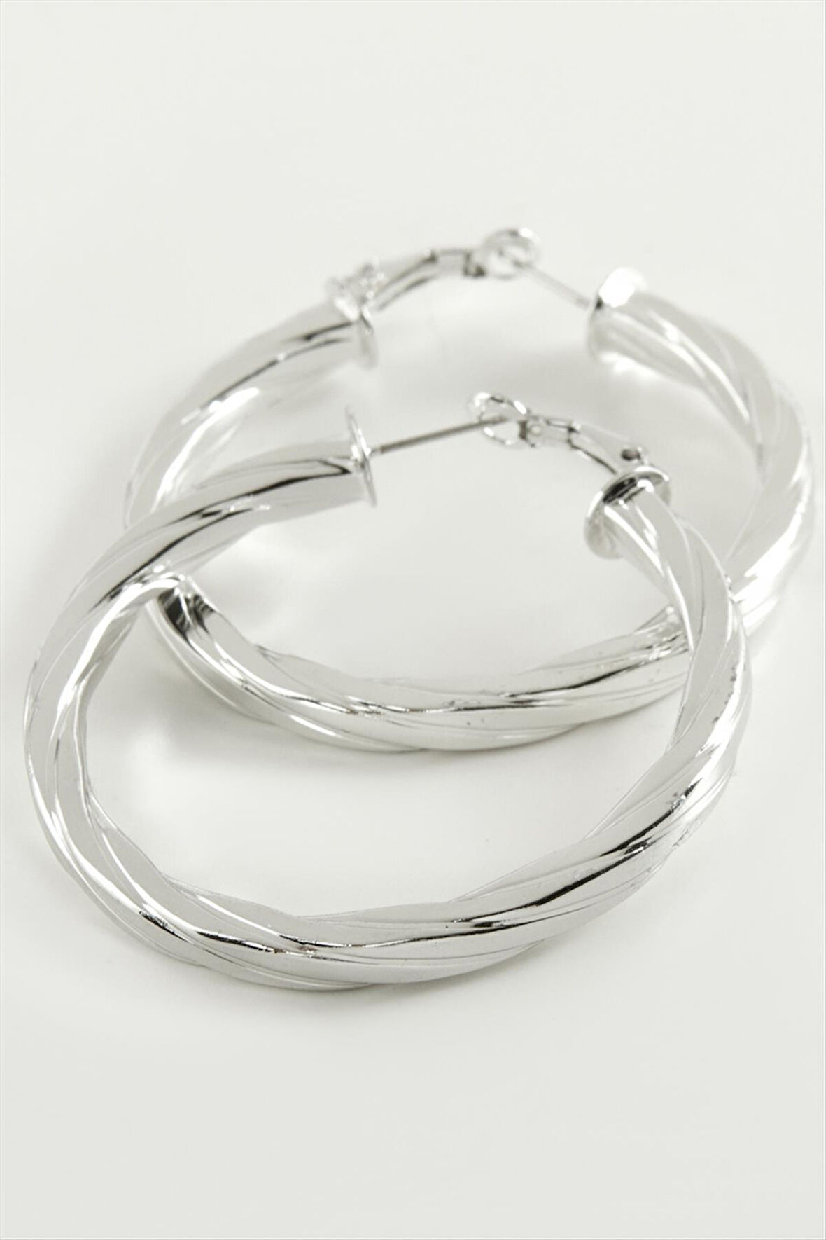 Burgulu Halka Küpe 5 cm