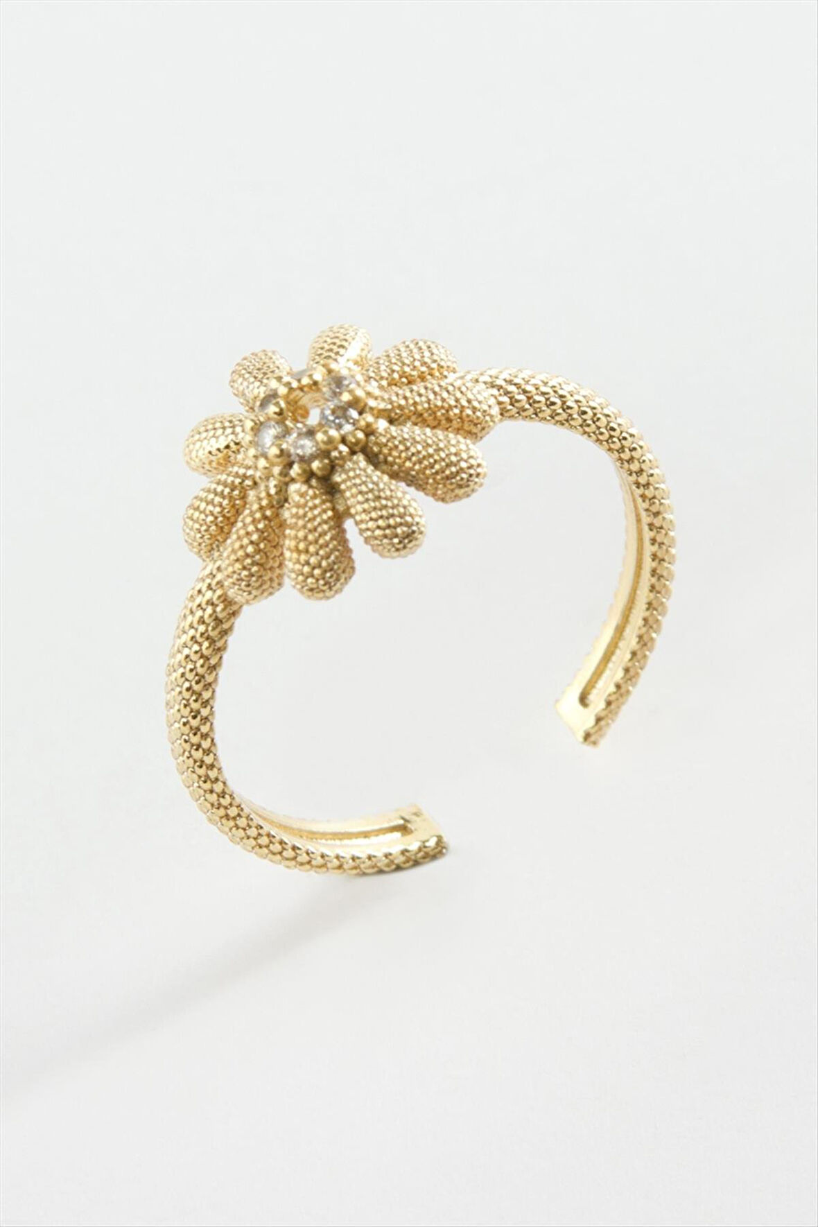 Çiçek Taşlı Yüzük