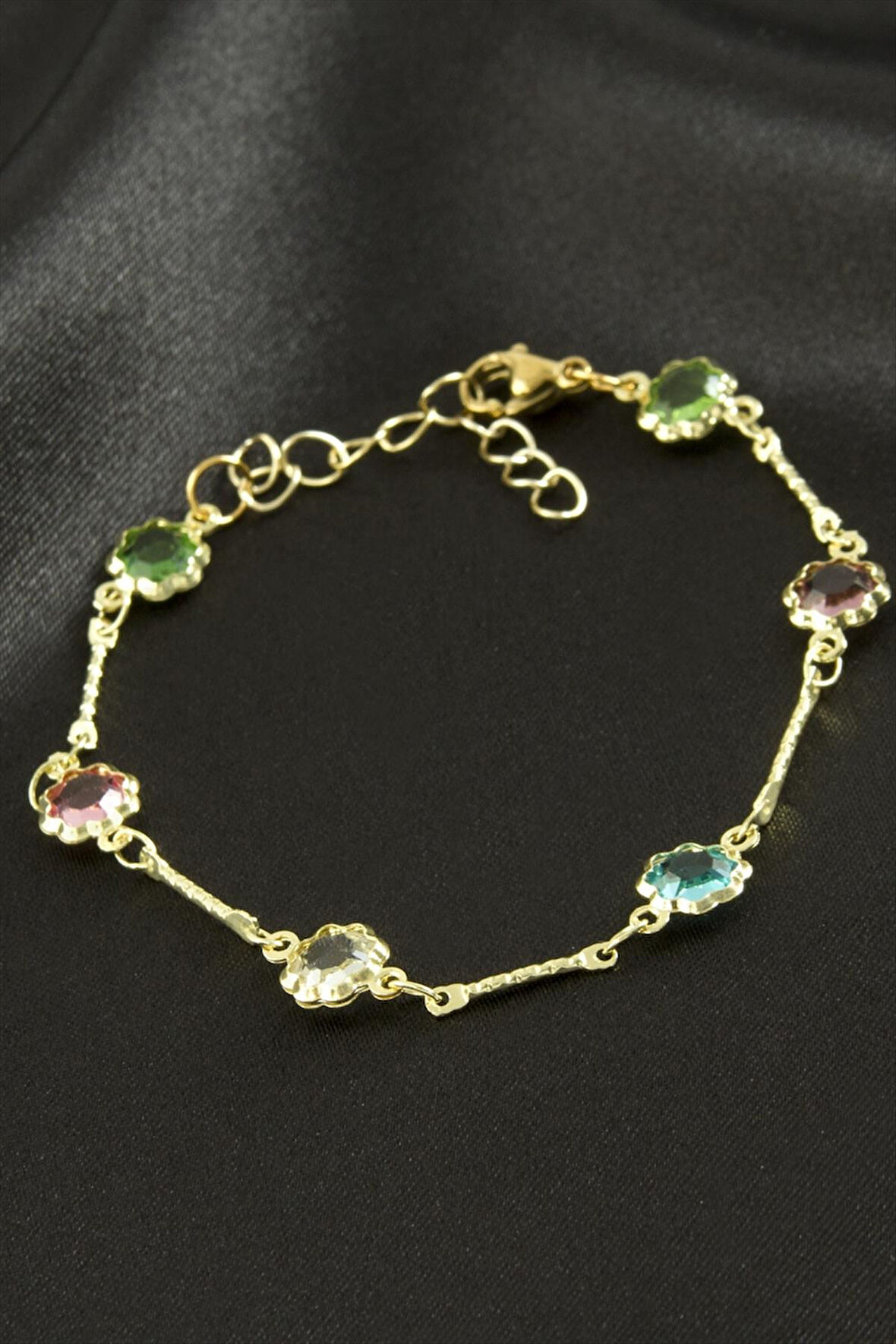 Yuvarlak Kristal Taşlı Çelik Bileklik