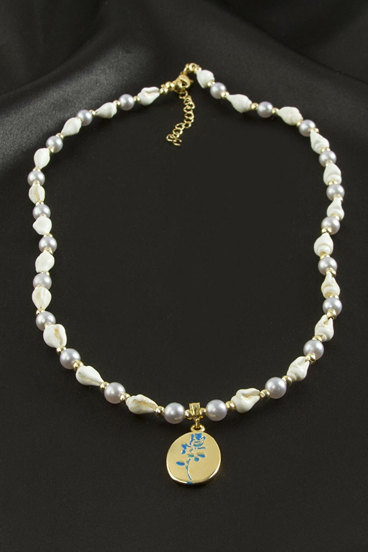 Gül Deniz Kabuğu İnci Mineli Kolye