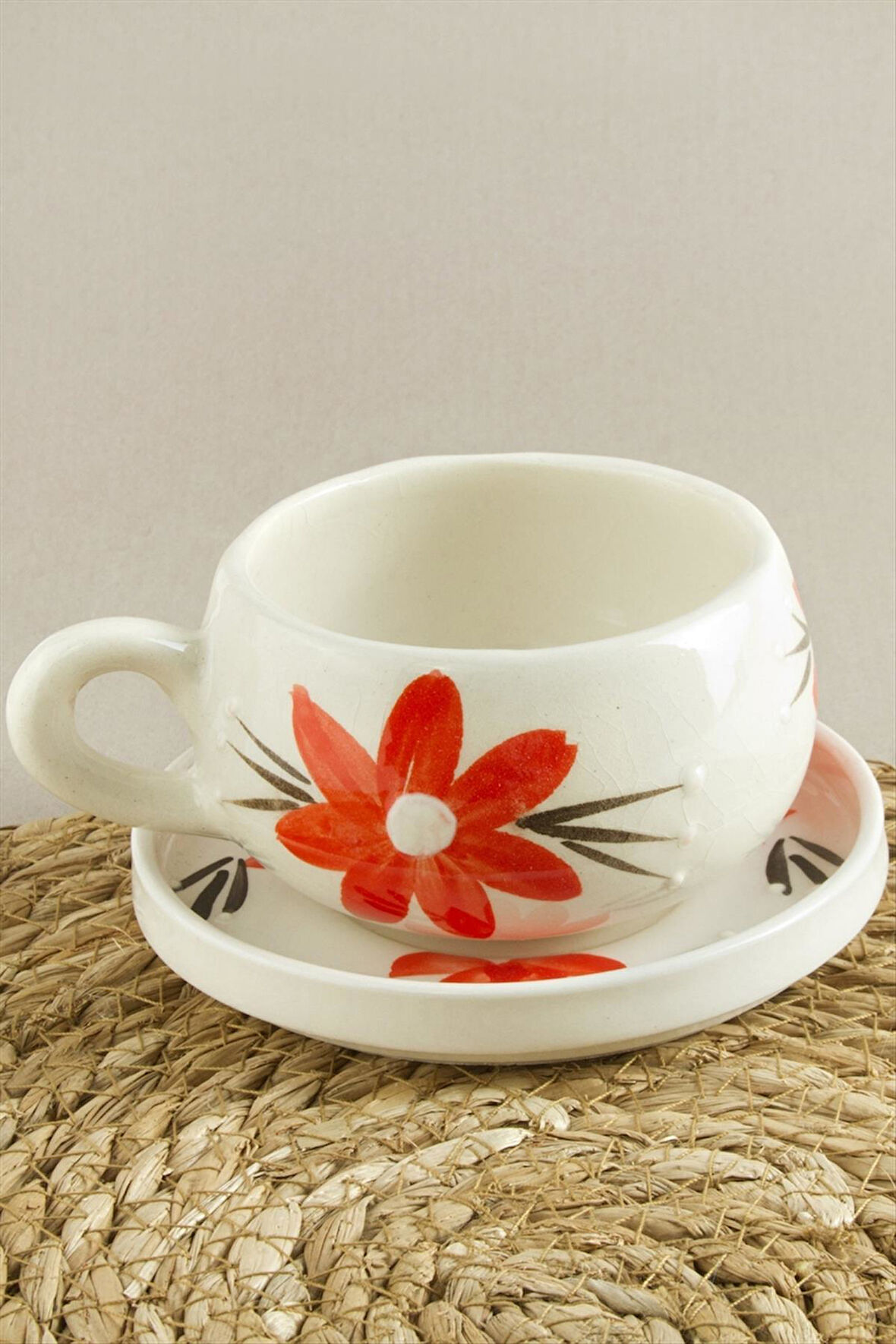 Çiçek Desenli Seramik Tabaklı Kupa