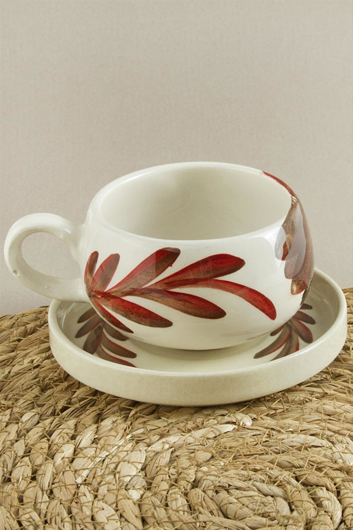 Çiçek Desenli Seramik Tabaklı Kupa