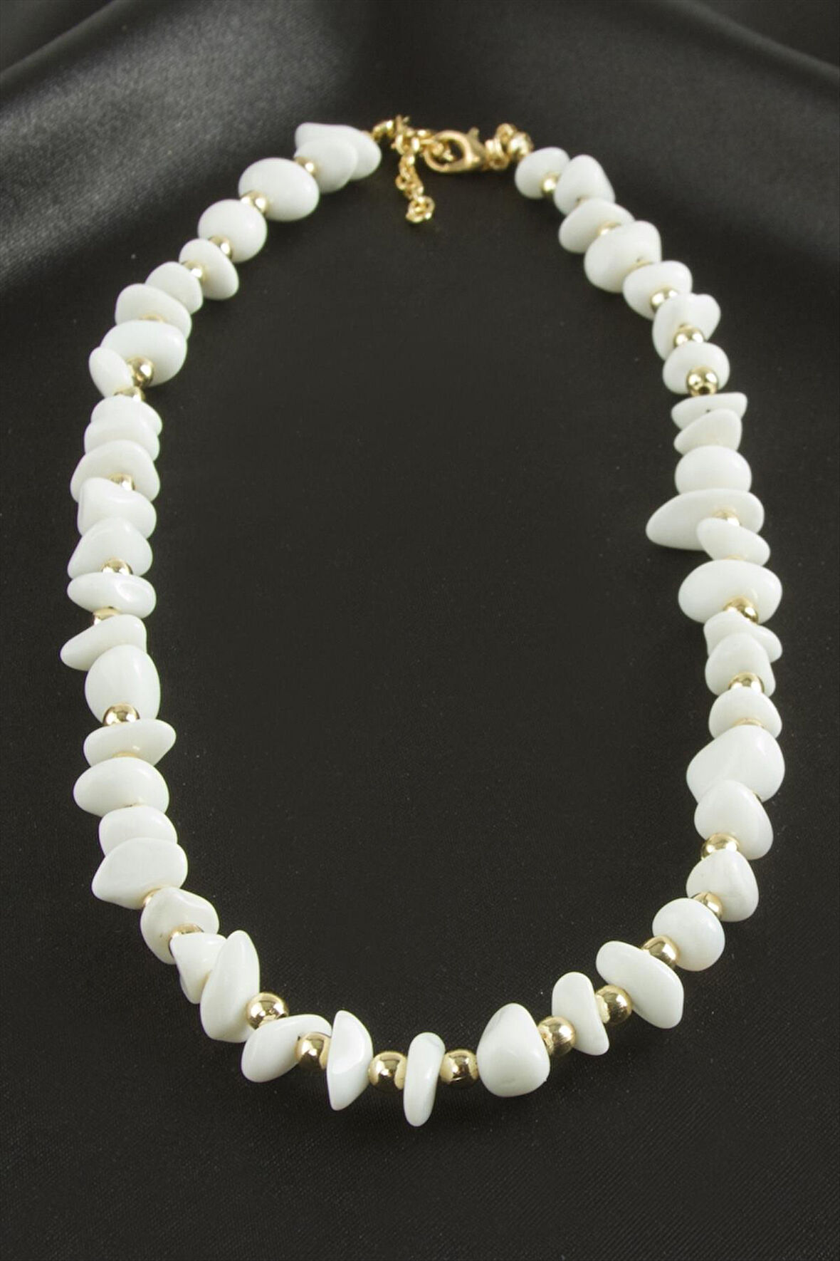 Sedef Kırık Doğaltaş Kolye