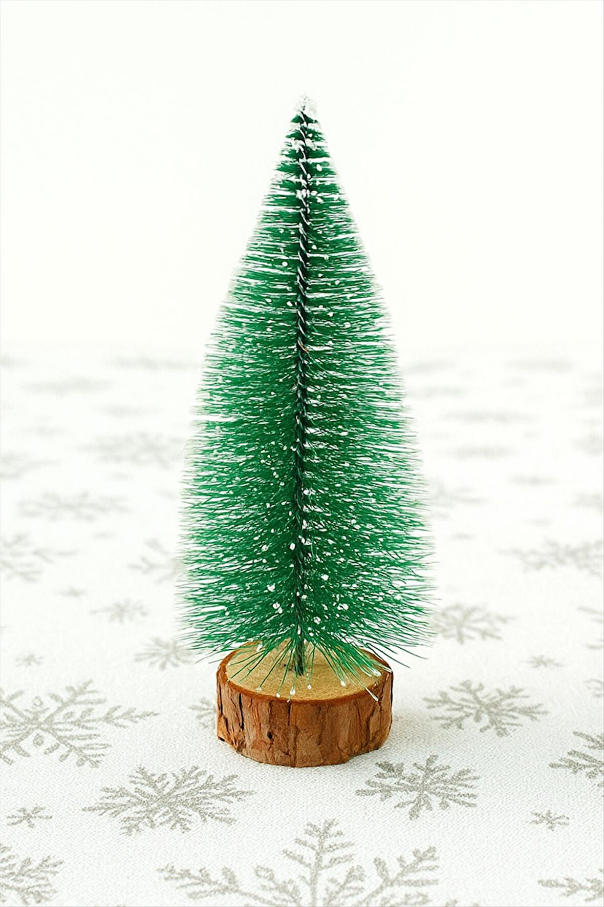 Masa Üstü Yılbaşı Çam Ağacı 15 cm