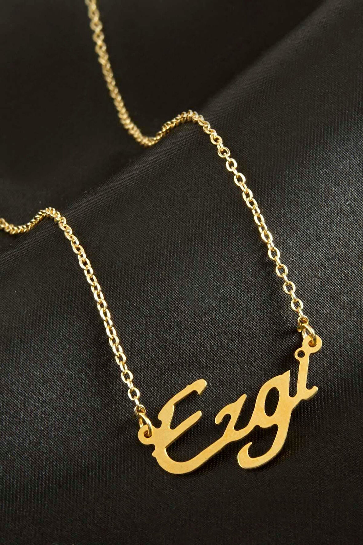 Ezgi İsimli Kolye (Kişiye Özel)