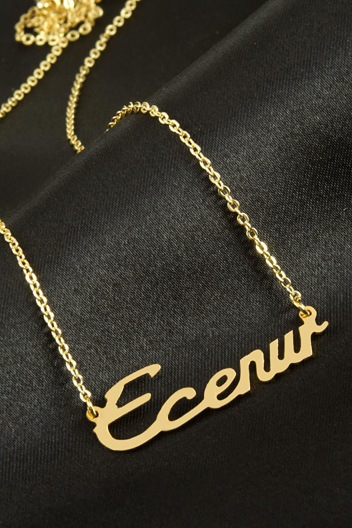 Ecenur İsimli Kolye (Kişiye Özel)