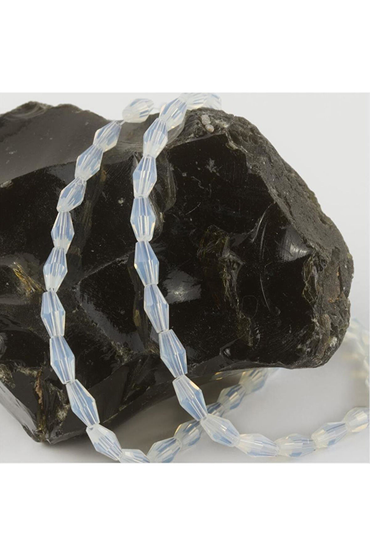 4*8 mm Arpa Kesim Kristal Taş