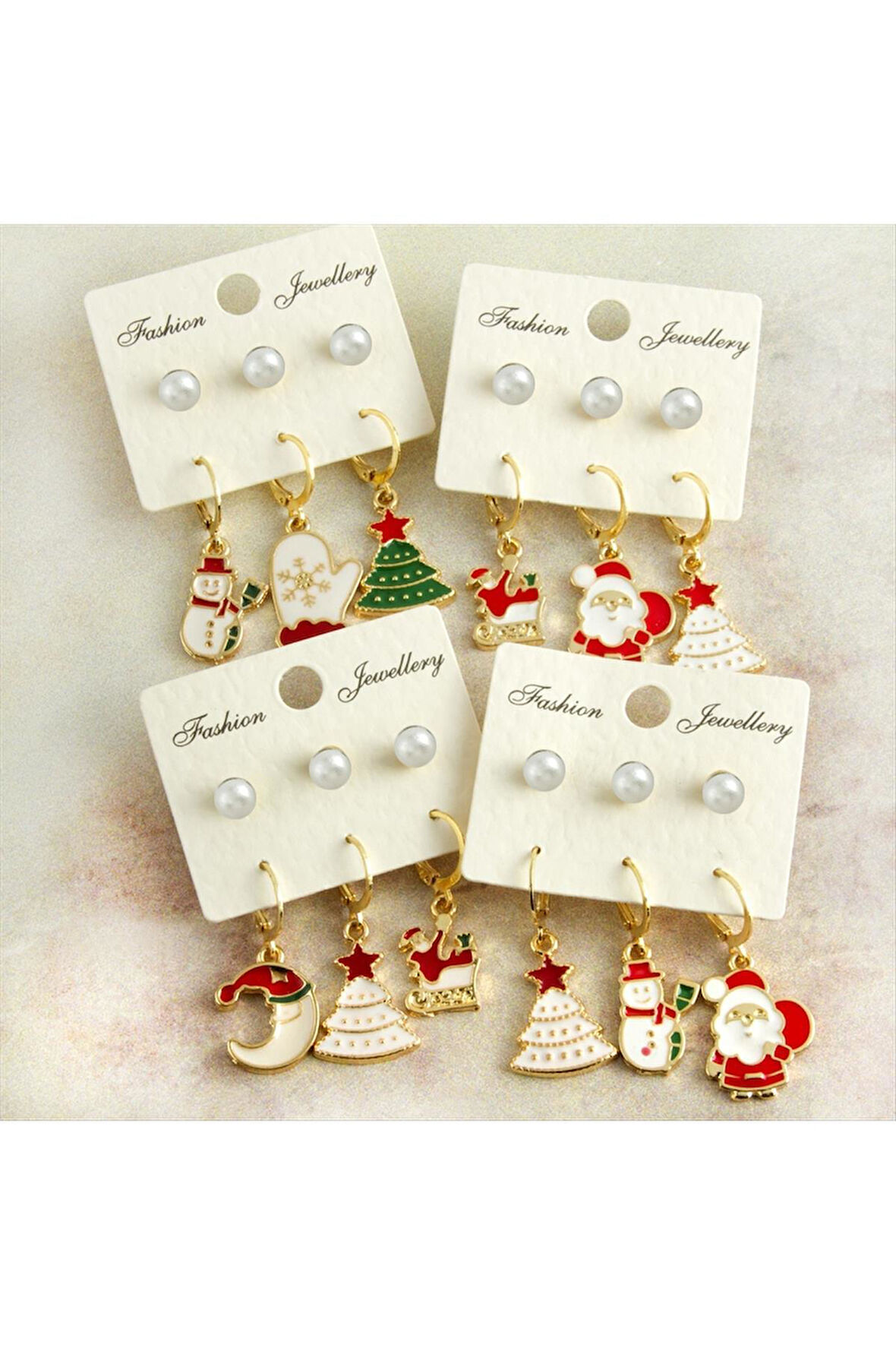 Kampanyalı  Yılbaşı Temalı Lüx Mineli Küpe