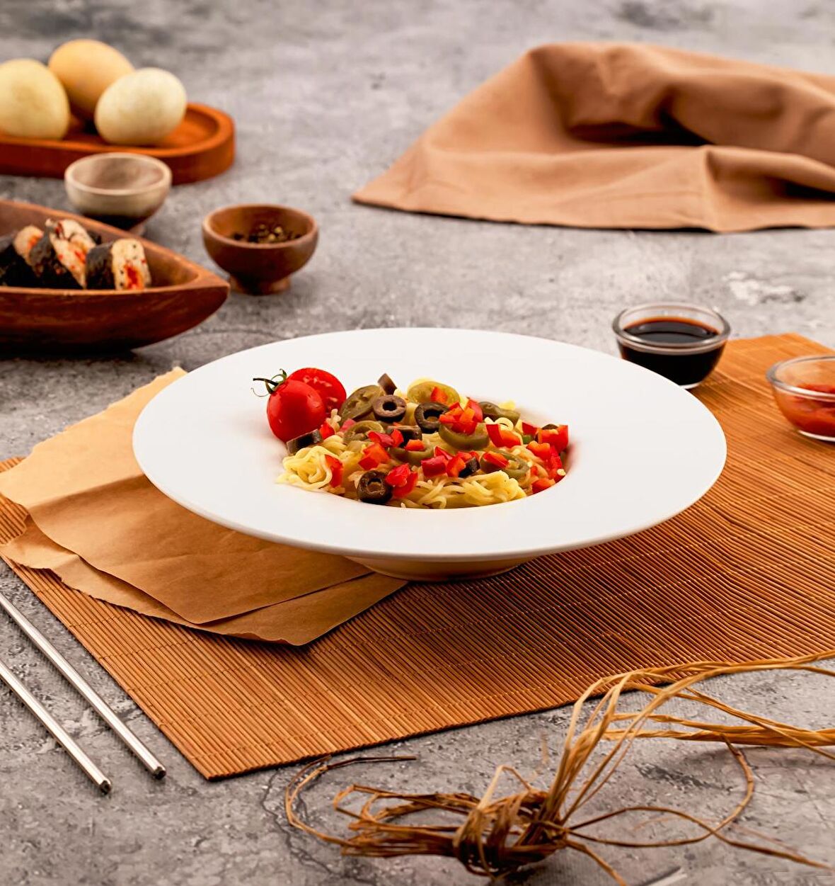 Ahşap Chopstick Ve Noodle Makarna Tabağı Set