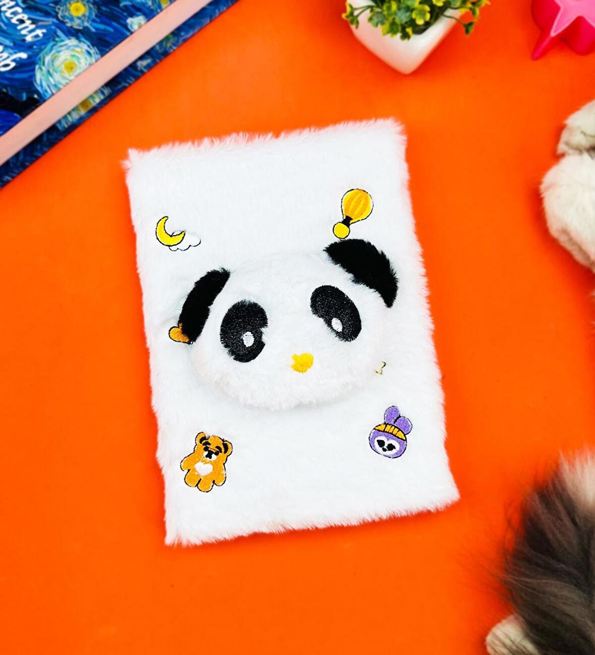 Sevimli Hayvan Kabartmalı Peluş Defter