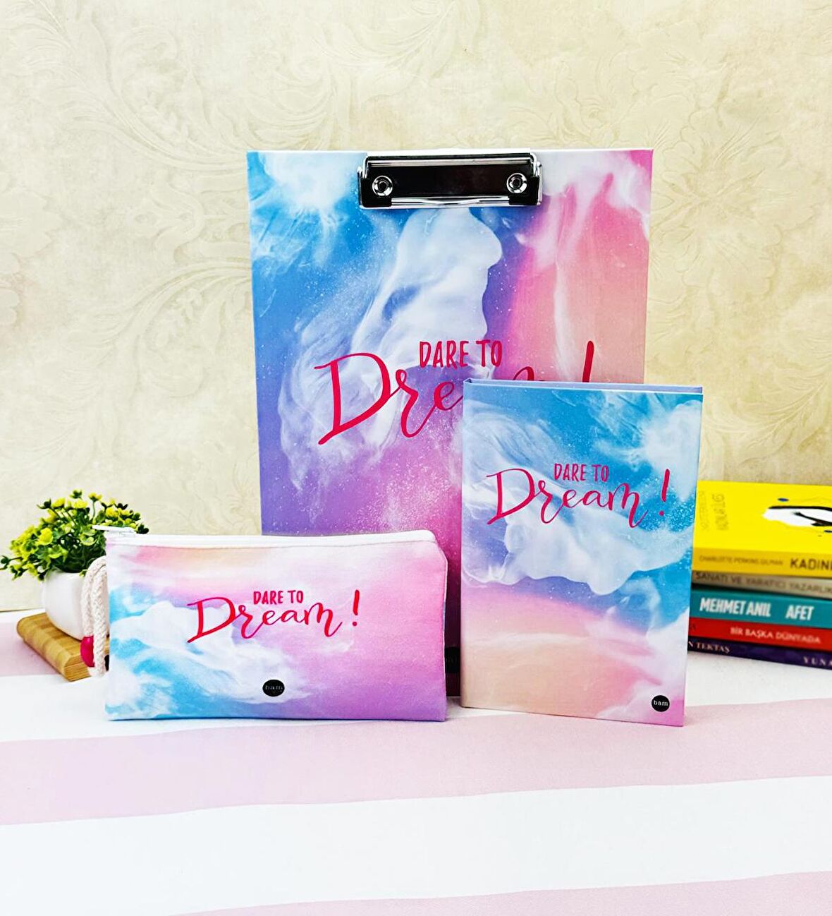 Dare To Dream Tasarımlı Kırtasiye Seti