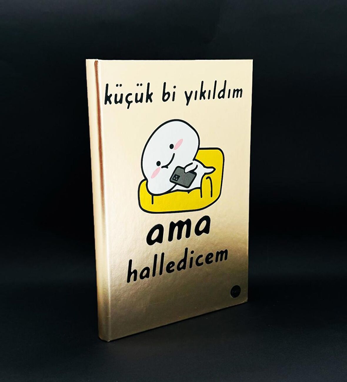 Metal Kapaklı Küçük Bi Yıkıldım Tasarımlı Lastikli Defter