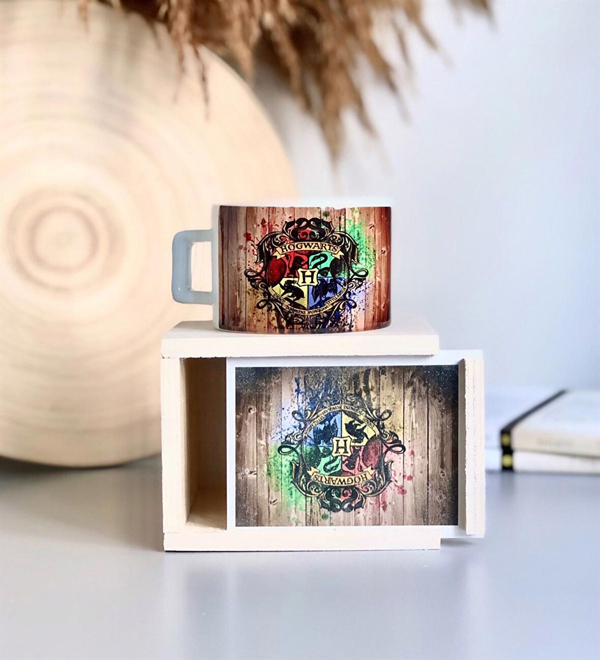 Hogwarts Tasarımlı Kutulu Kupa