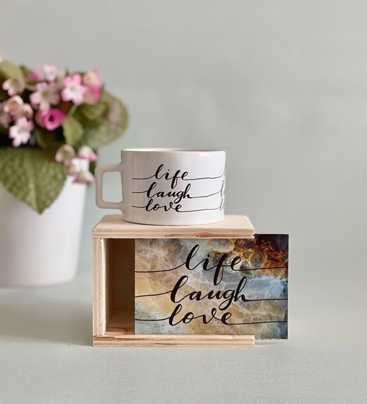 Life Loung Love Tasarımlı Kutulu Kupa