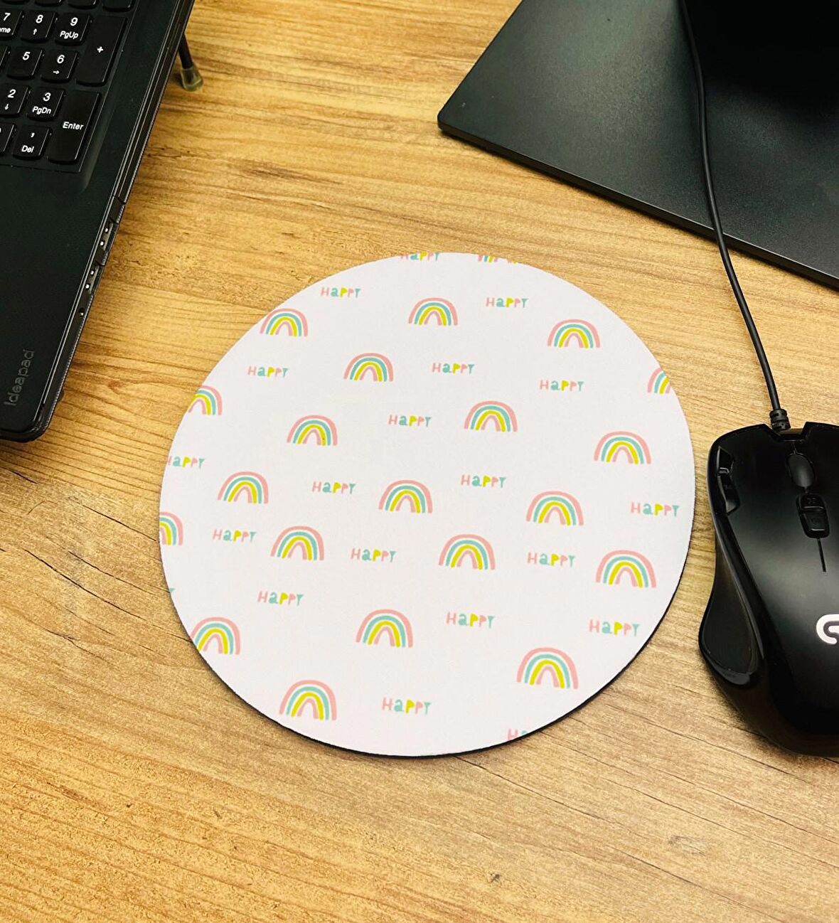 Happy Gökkuşağı Tasarımlı Oval Mouse Pad	