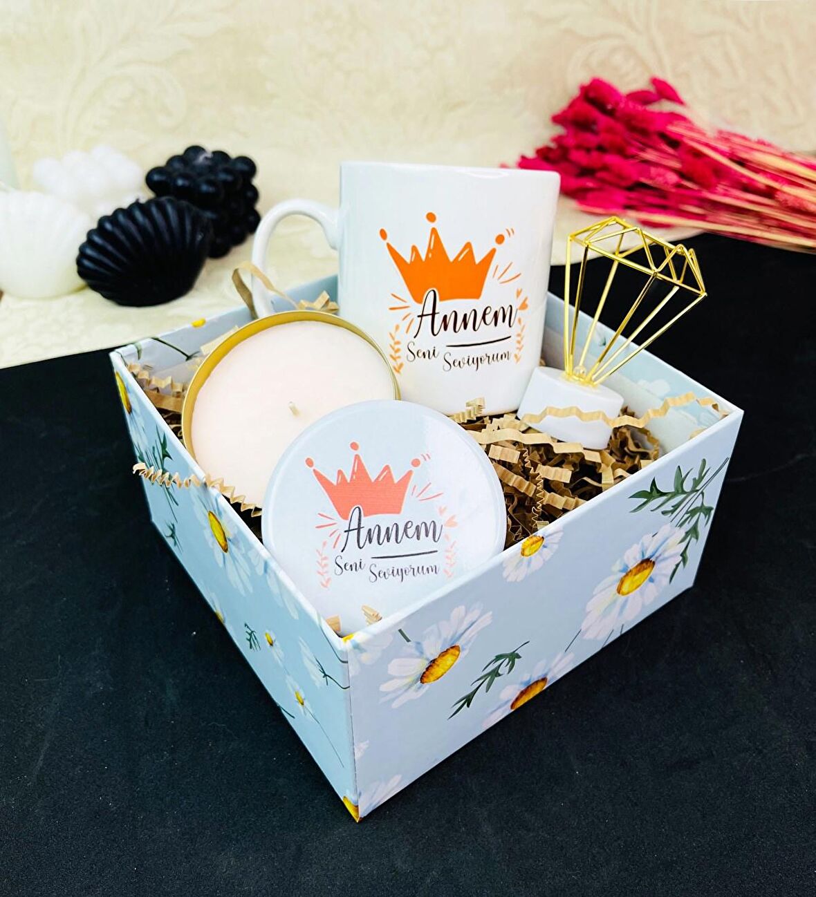 Annem Seni Seviyorum Tasarımlı Mini Hediye Seti