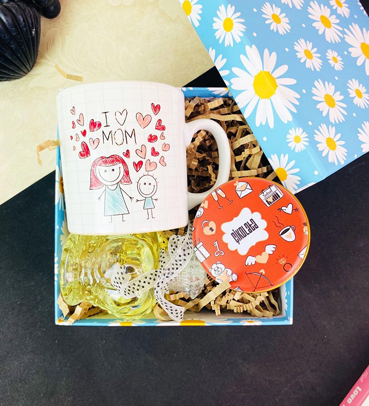 Çizgi Anne Tasarımlı Mini Hediye Seti