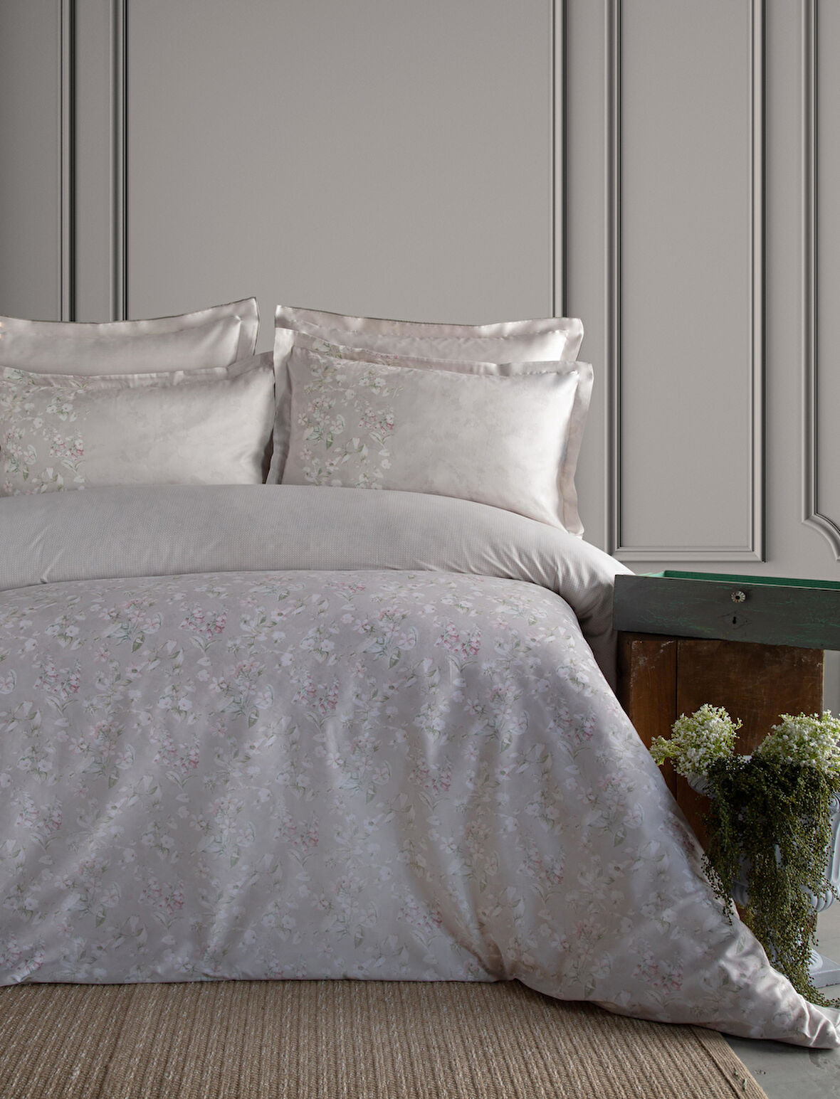 CIFT KISILIK ELEGANCE BASKILI SATEN NEVRESIM TAKIMI FRANNY BEIGE  - NEVRESIM