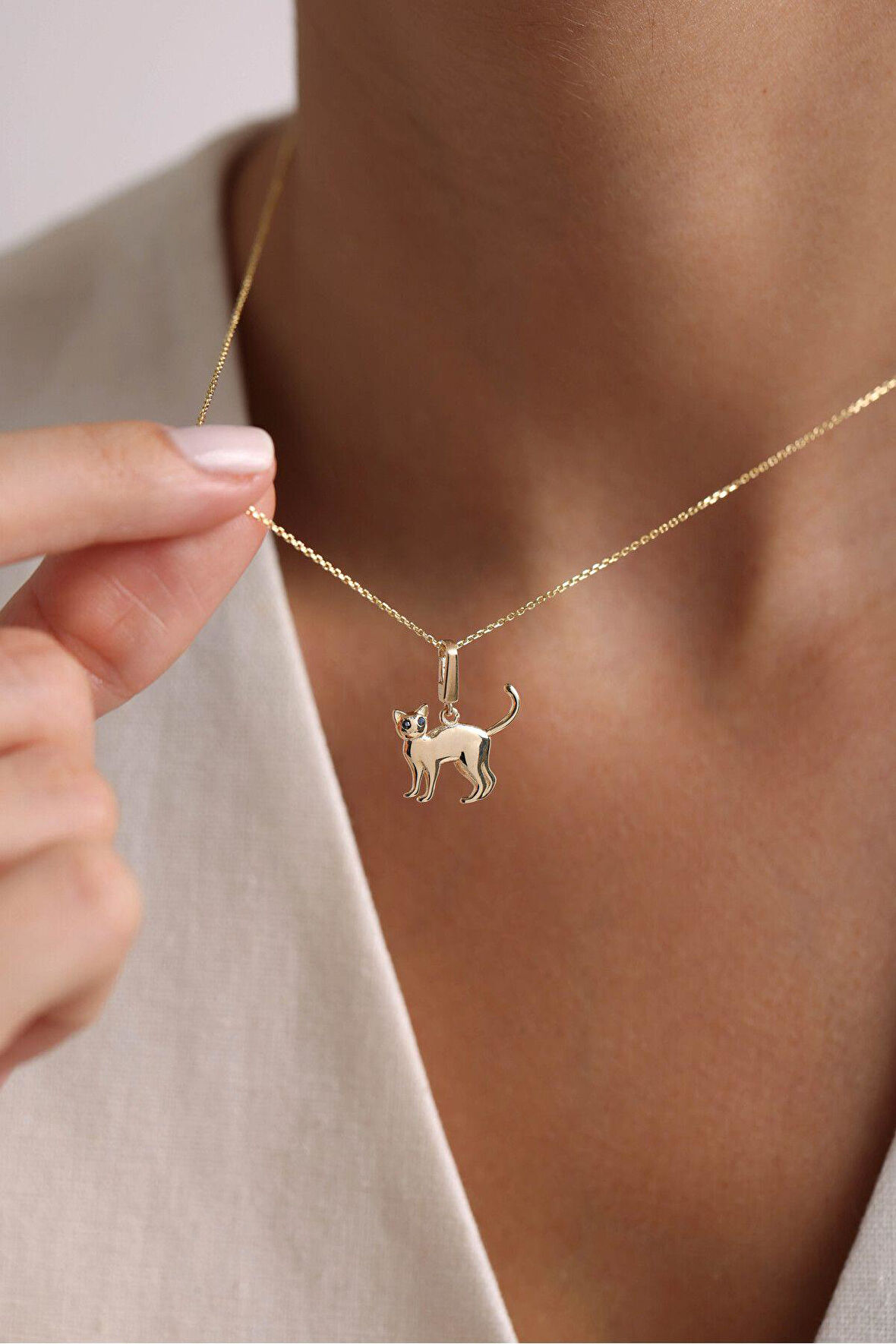 Siyah Taşlı Kedi Kilitli Charm Kolye