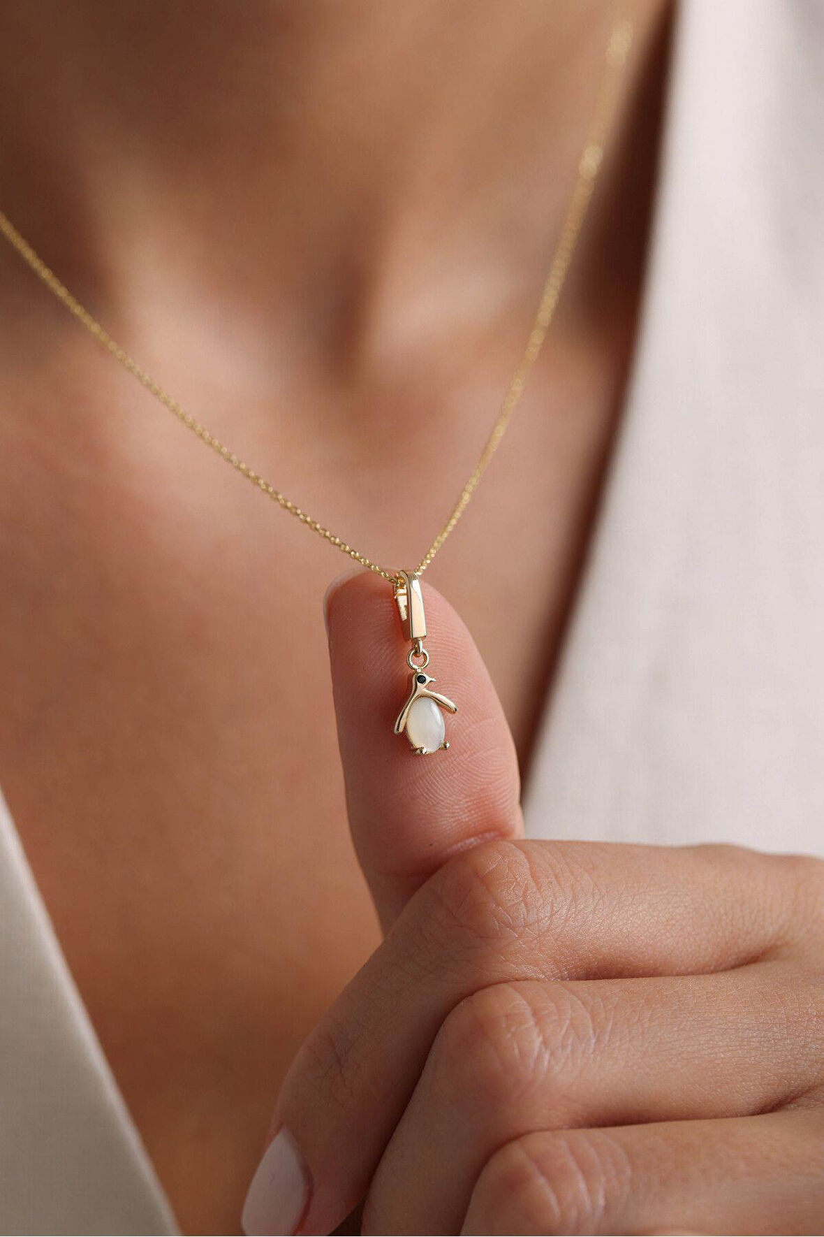 Opal Taşlı Penguen Kilitli Charm Kolye