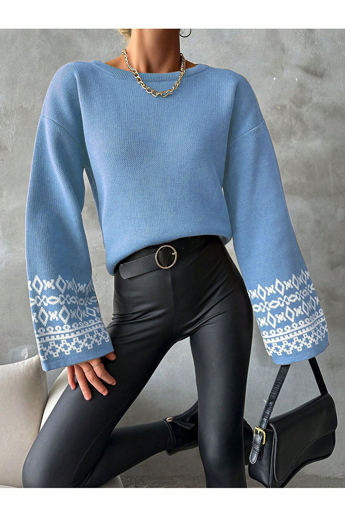 Bisiklet Yaka Salaş Kol Oversize Jakar Desenli Detaylı Bebe Mavi Triko Kazak