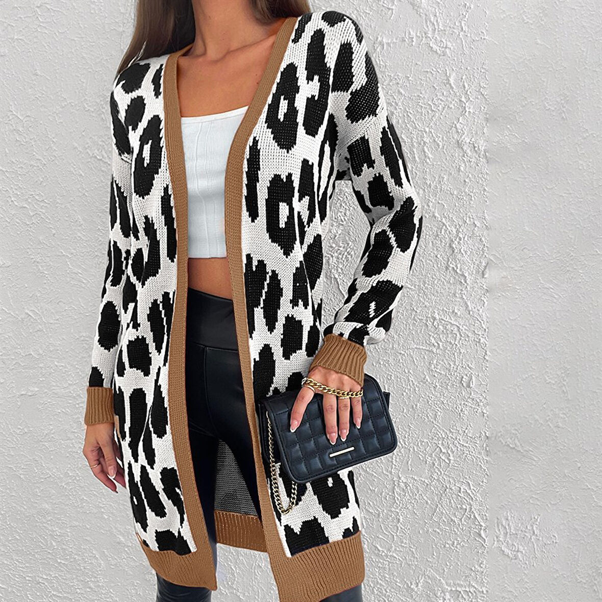 Leopar Desenli Şerit Detaylı Uzun Siyah Beyaz Kahve Renkli Hırka
