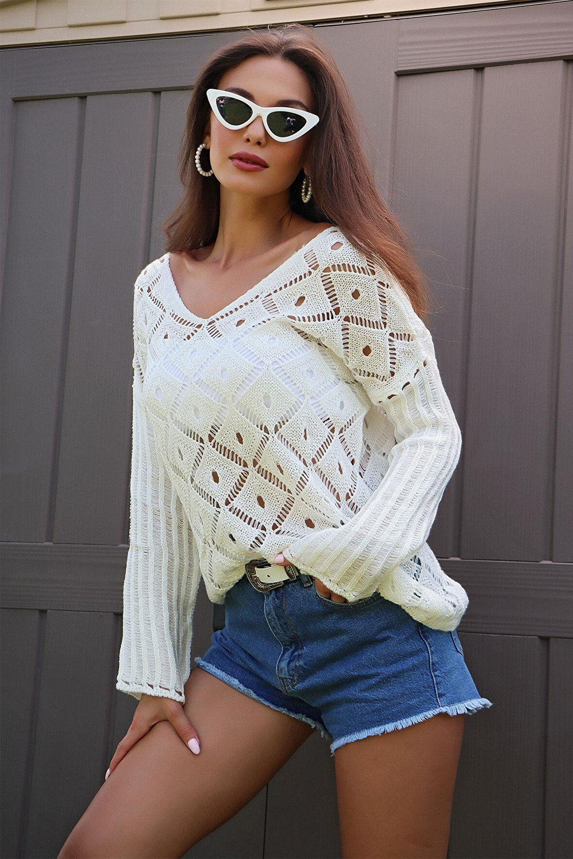 Ön Arka V Yaka Motif Detaylı Kazak Beyaz S