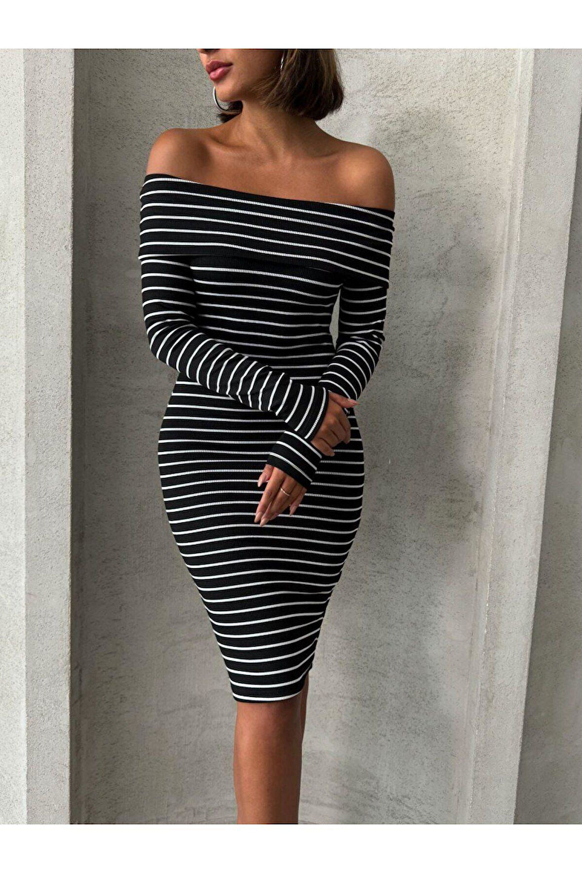 Madonna Çizgili Şardonlu Uzun Kol Elbise