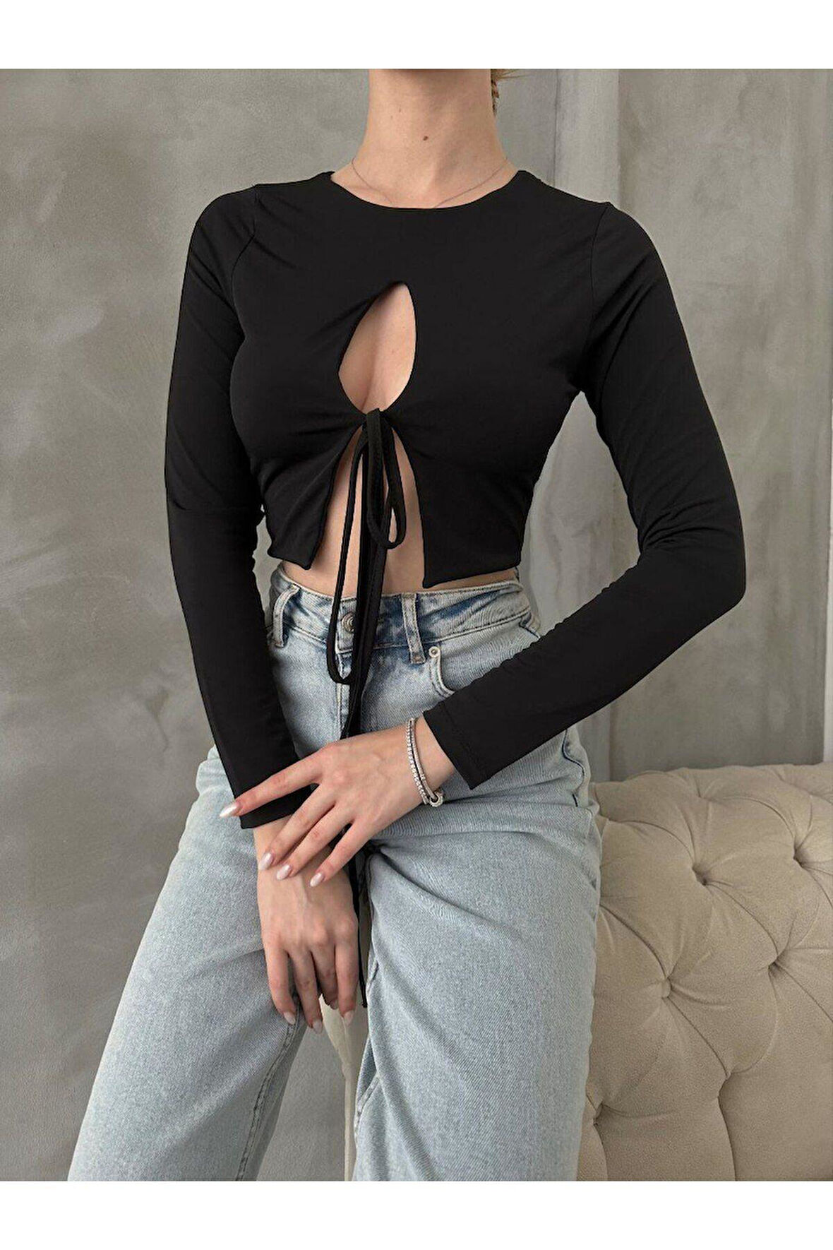 Sandy Kumaş Bağlama Detay Crop Bluz