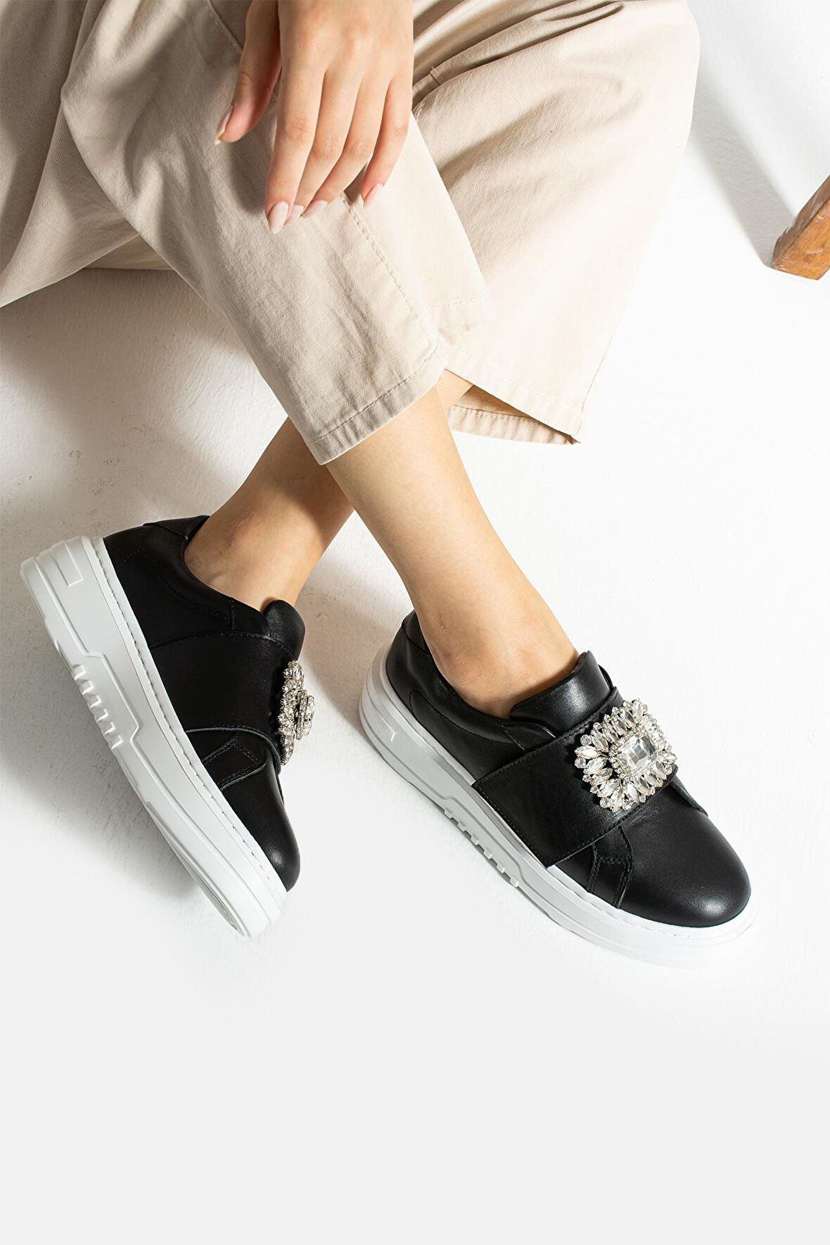 Kadın Hakiki Deri Sneaker Siyah