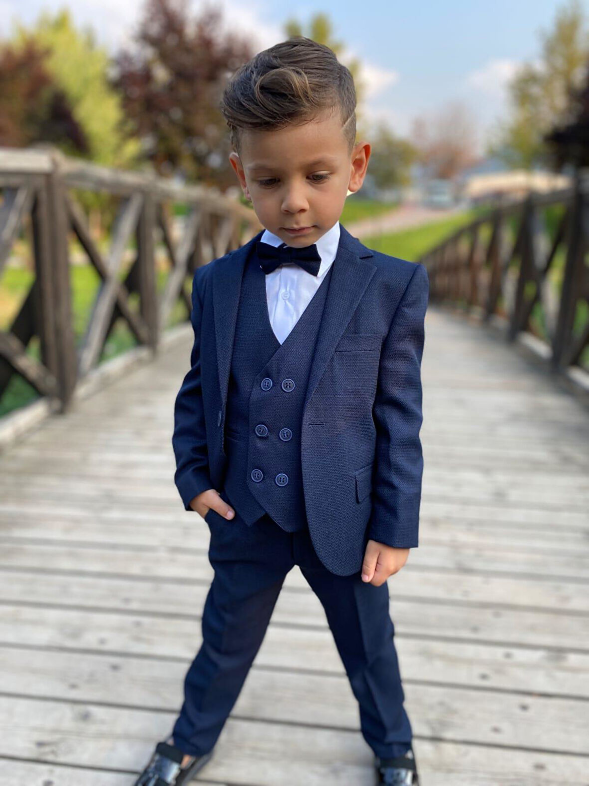 Lacivert Beş Parça Erkek Çocuk Takım Elbise