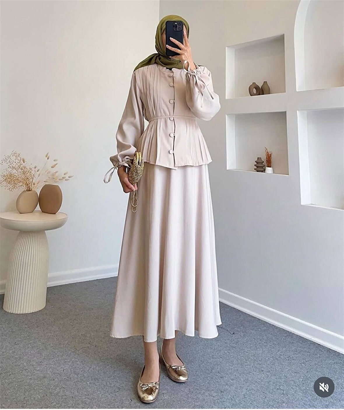 2654 Nervür Dikişli Hakim Yaka Etekli Takım