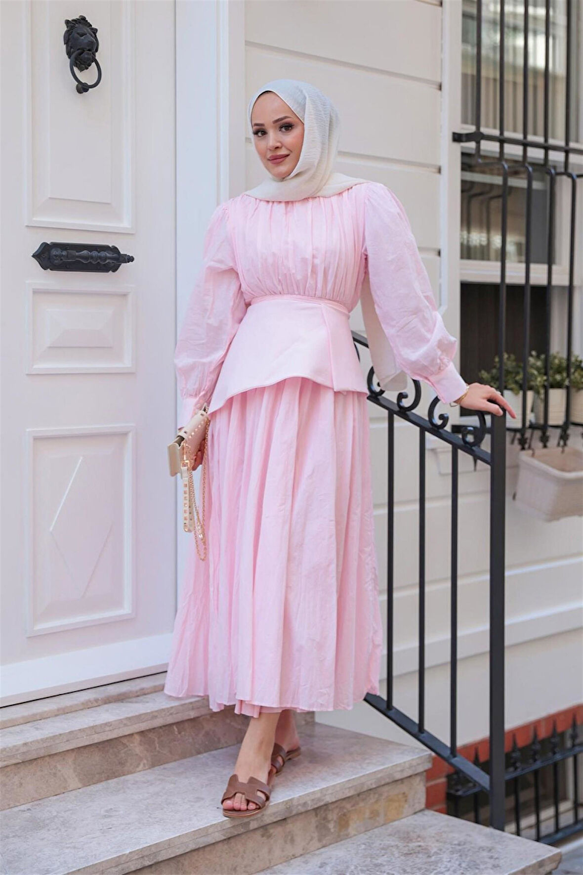 5122 Seyyar Kuşaklı Vual Kraşlı Elbise