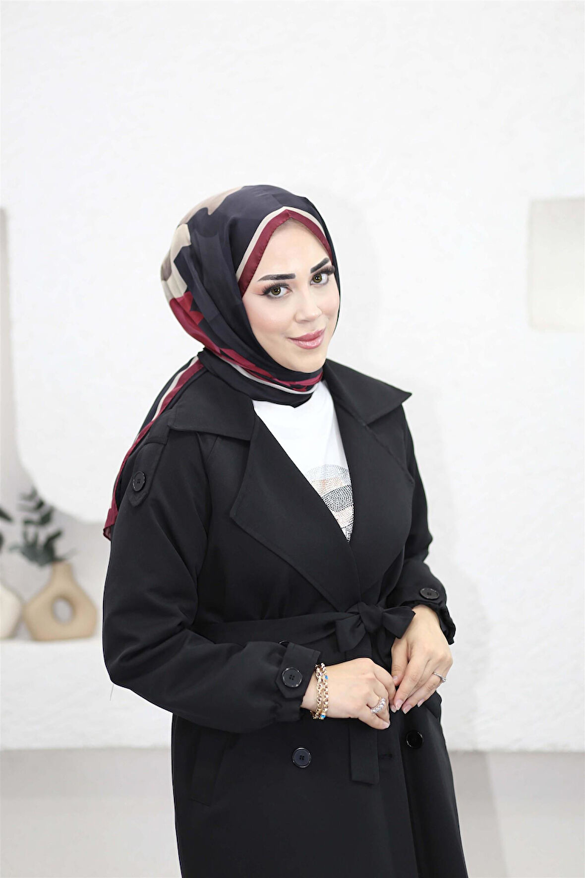 40107 Şal Yaka Dört Düğmeli Apoletli Trençkot