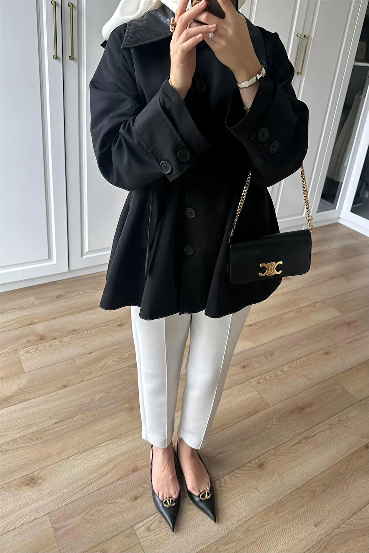 9342 Yakası Deri Garnili Altı Düğmeli Kuşaklı Trençkot