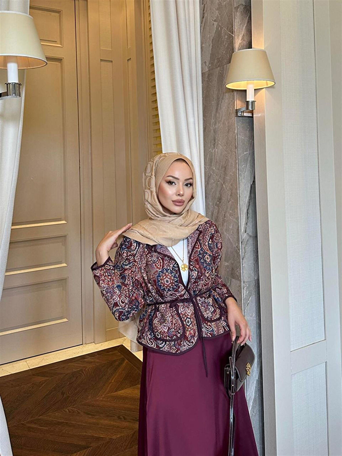 4015 Etnik Desenli Biye Detaylı Bağcıklı Ceket