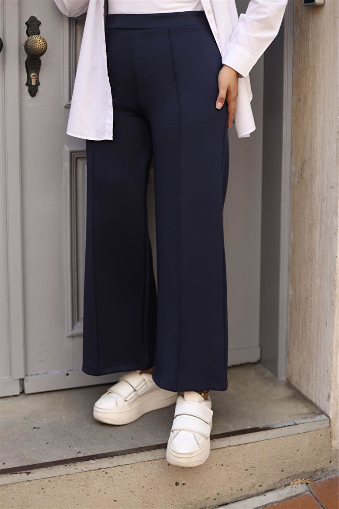 011 Beli Lastikli Çımalı Scuba Pantolon