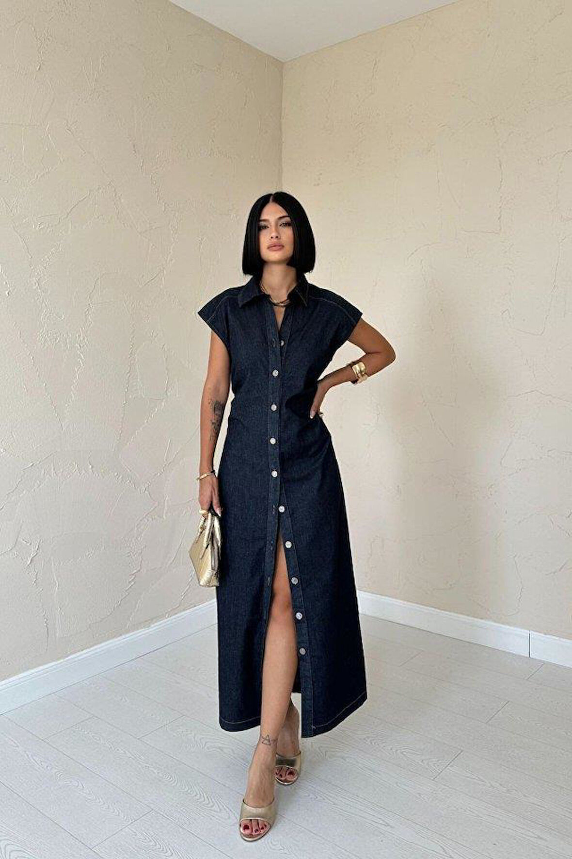 Mavi Kolsuz Vatkalı Elbise