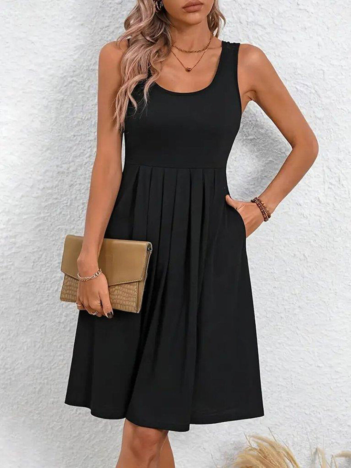 Kadın Askılı Yuvarlak Yaka önden Pileli Viskon Elbise