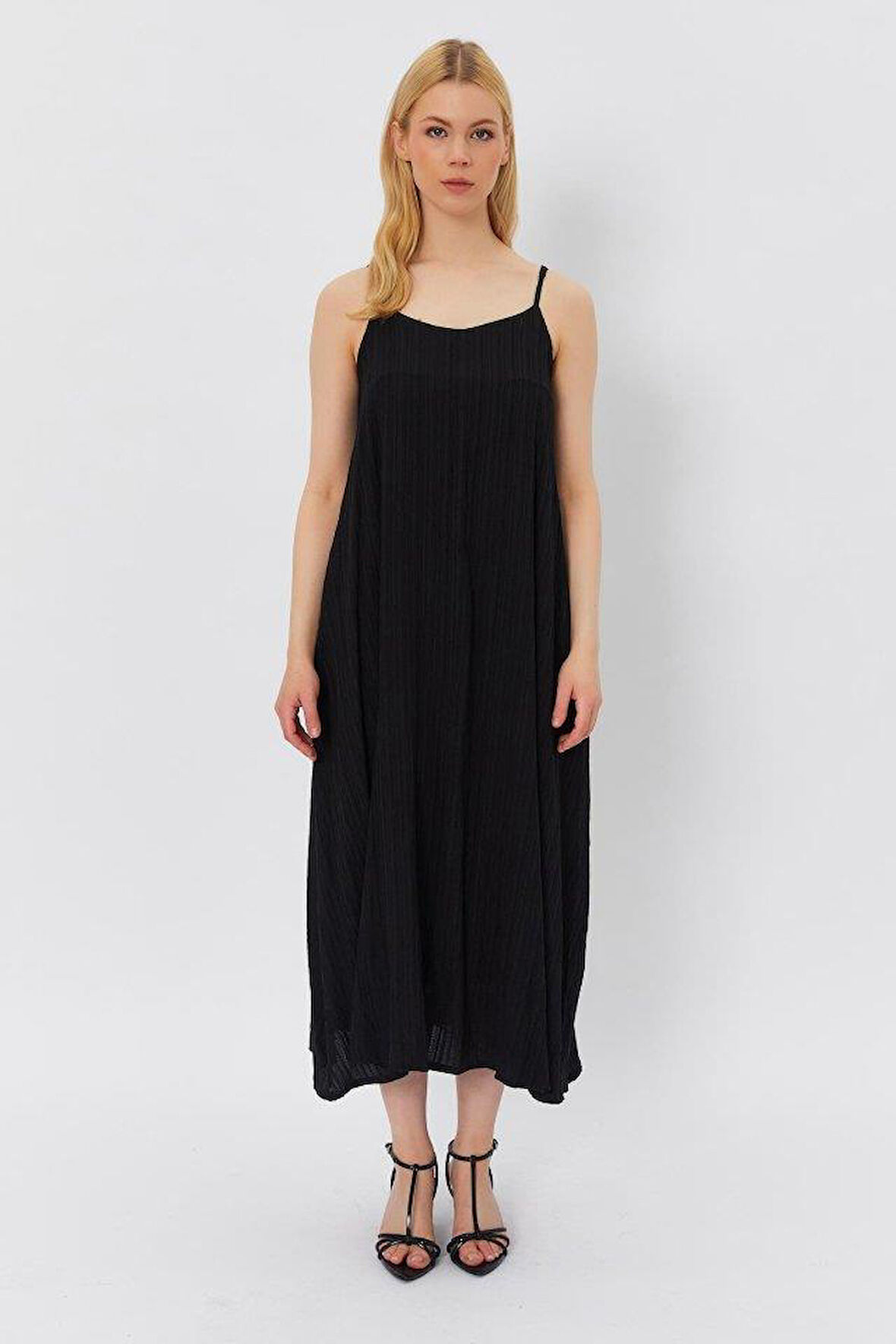 Askılı Uzun Çan Elbise - Siyah