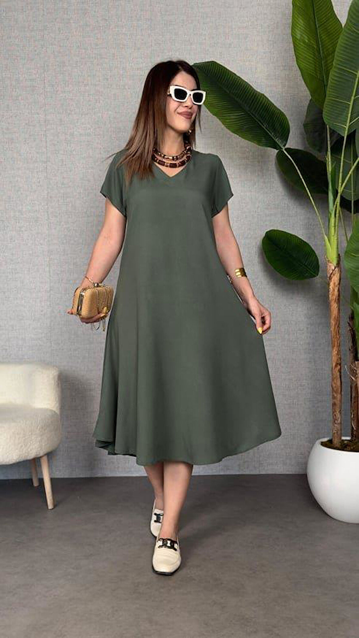 Kadın Kısa Kollu V Yaka Salaş Maxi Boy Elbise