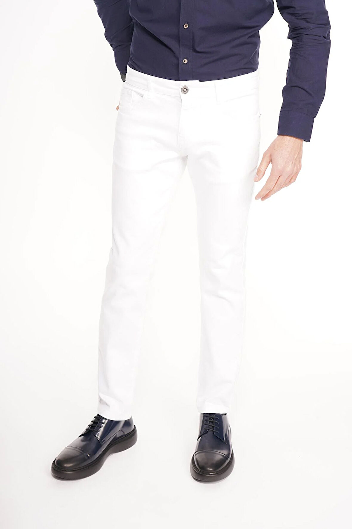 İntersivin Slim Fit Beyaz Pamuklu Likralı Günlük Pantolon