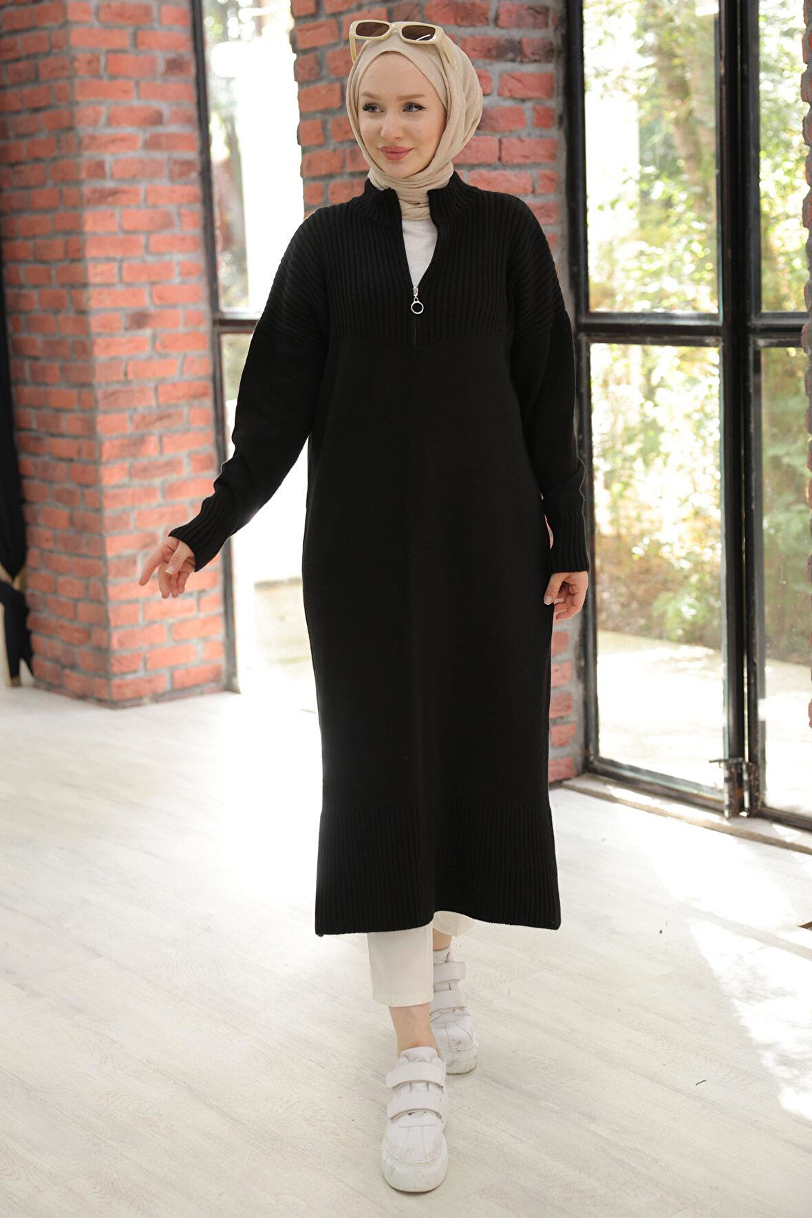 Fermuarlı Uzun Triko Tunik Siyah HM2529